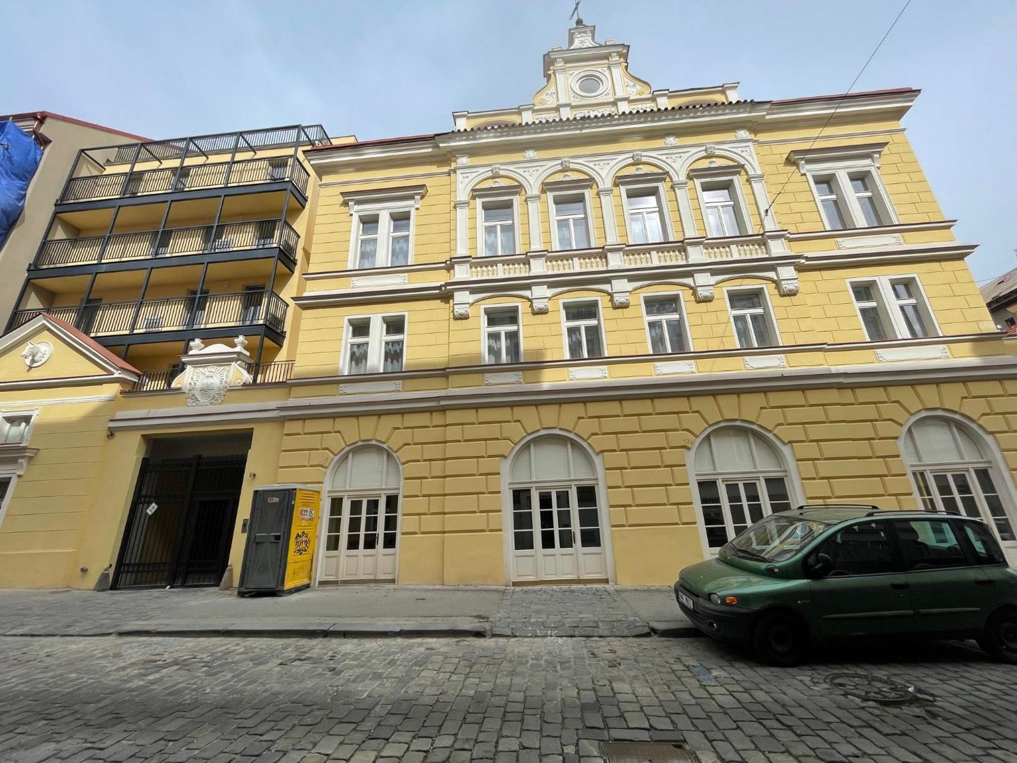 Apartmán Varsavska 203